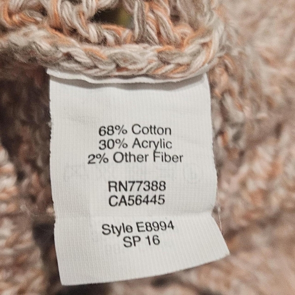 Women's Pink Sweater - Picture 4 of 10